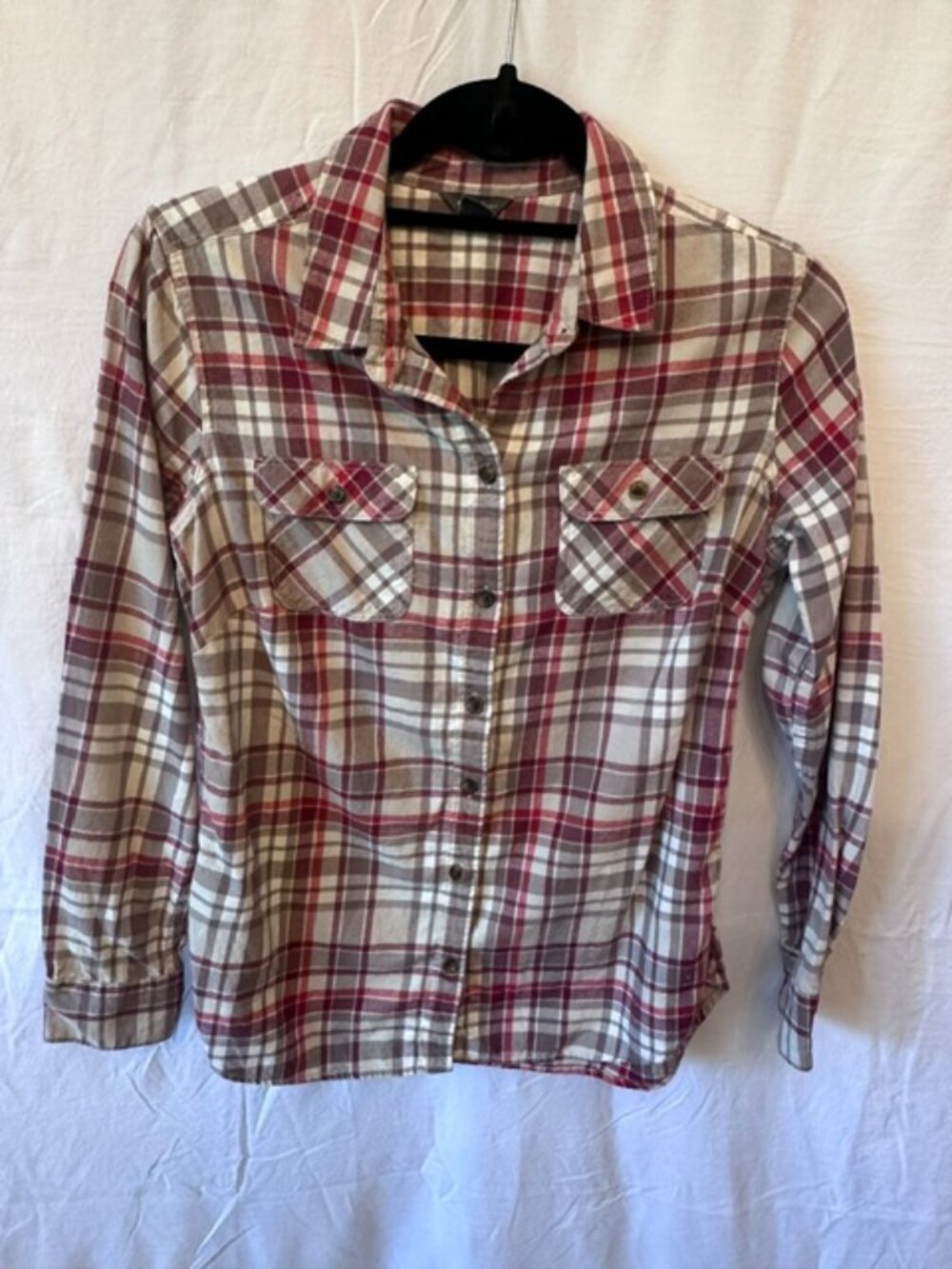 Eddie Bauer Women's M Plaid Button Up Shirt 100% Cotton Burgundy Gray